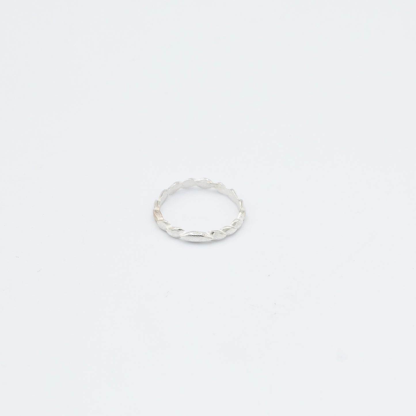 Mini Lotus Ring